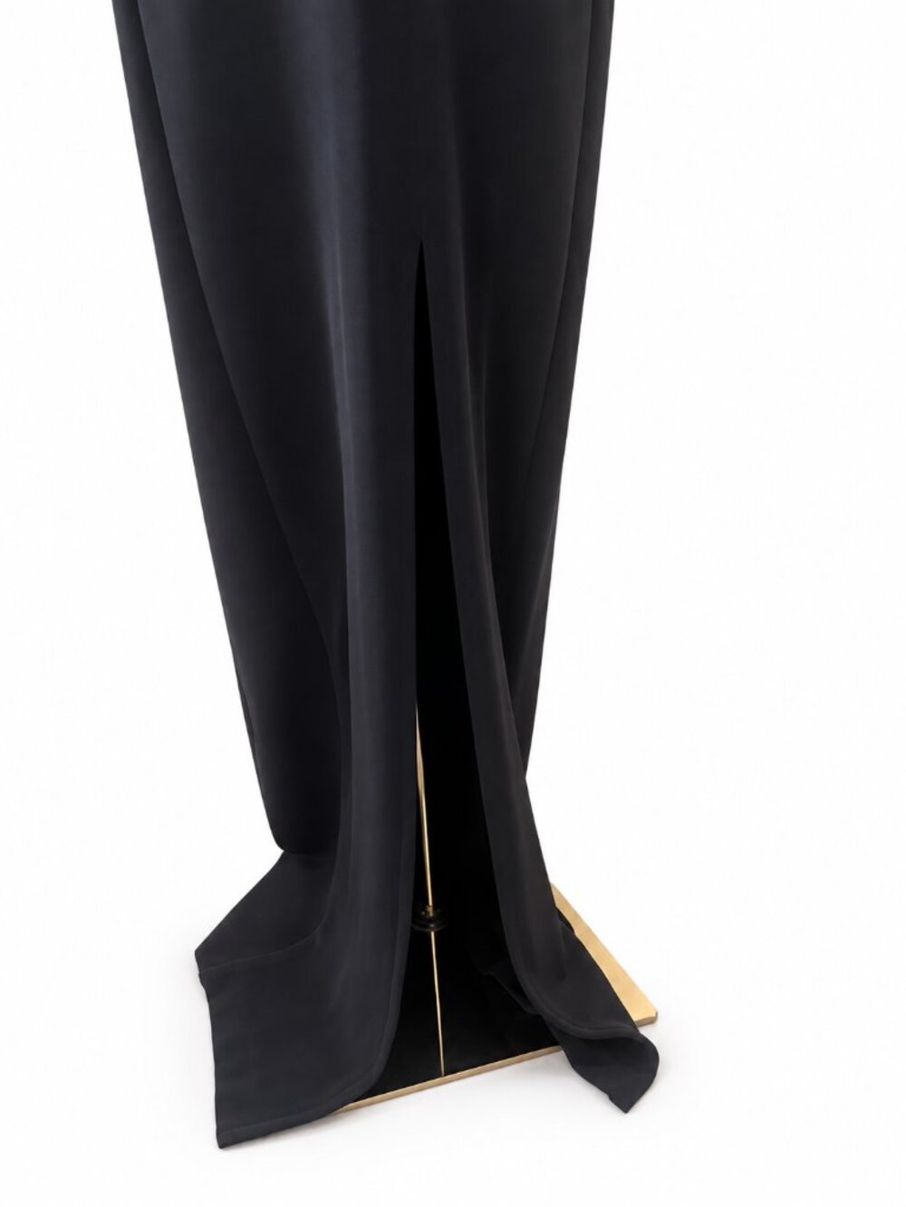 Tadashi Red Carpet Ready Black Silhouette w side slit and open back